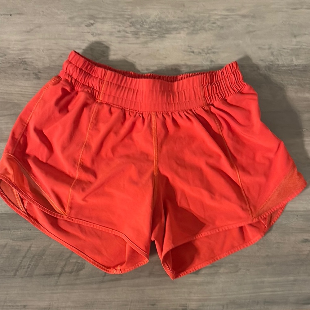Lululemon Hotty Hot 4inch Shorts